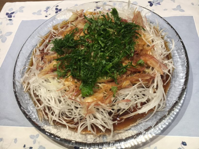 カツオのたたきと日本酒